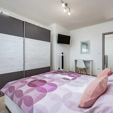 別荘 House Nicol ポレッチ