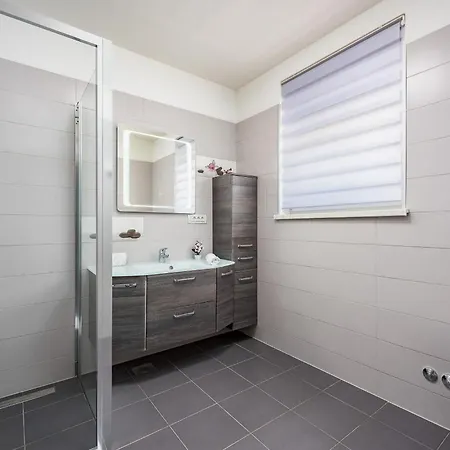 別荘 House Nicol ポレッチ