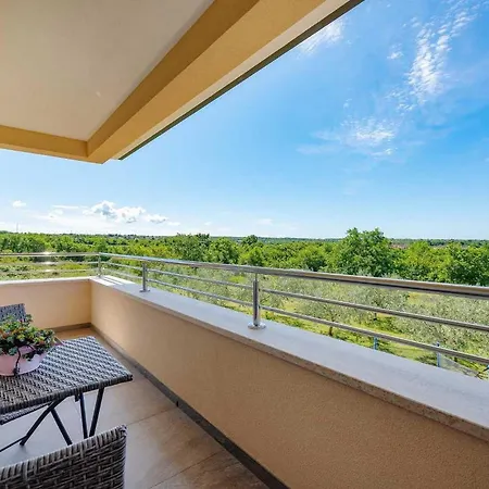 House Nicol 度假居 *