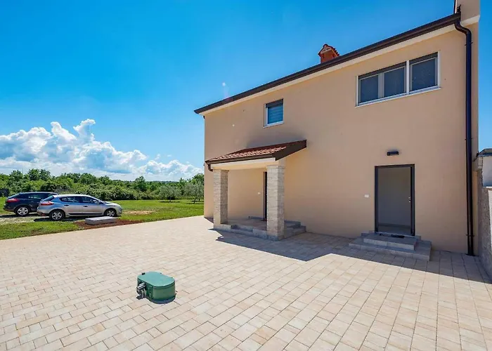 Сasa de vacaciones House Nicol